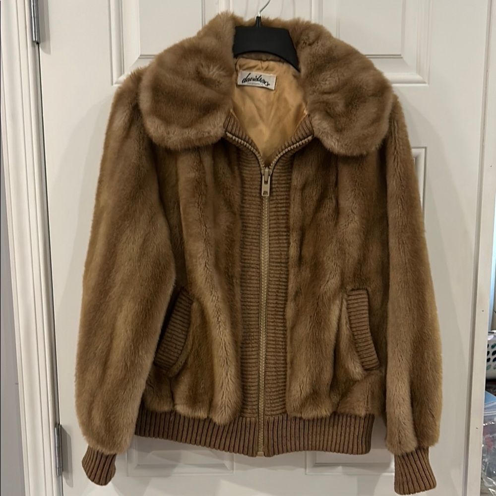 Vintage Davidson’s 1990’s Bomber Fur Jacket - light Brown